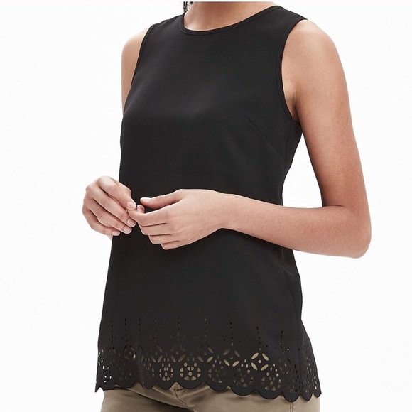 Banana Republic | Lilac sleeveless blouse | XL - Picture 5 of 5